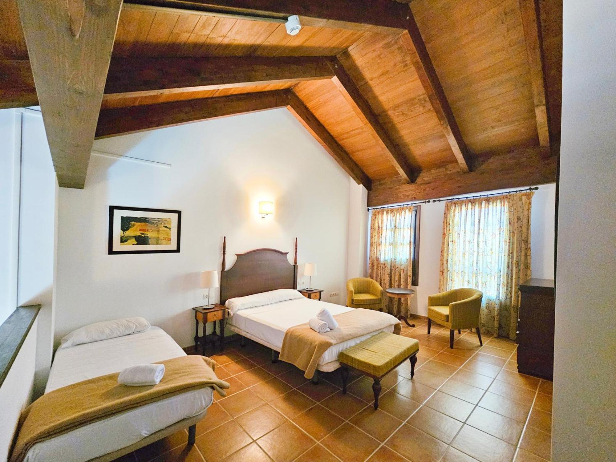 Apartamentos Jaca Badaguas 3000 מראה חיצוני תמונה